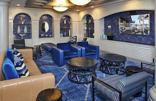 Berkeley Hotel | Culture and Comfort Combined in Berkeley! 2 Pet-Friendly Units, Balcony, Pool!