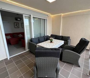 Cunit Apartment | Cunit, front line with sea view