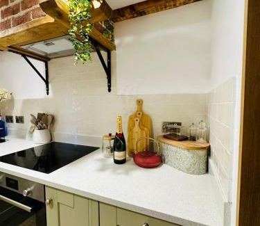 Wendover Apartment | Curiosity Cottage