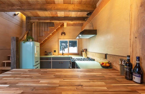 Rossland House | Custom Artisan Ski Cabin at the base of RED Mountain