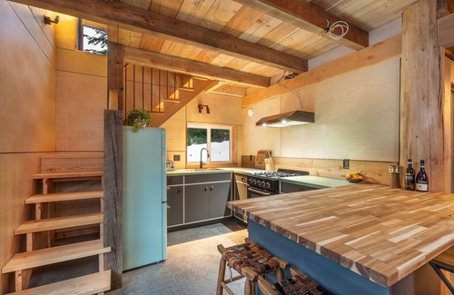 Rossland House | Custom Artisan Ski Cabin at the base of RED Mountain