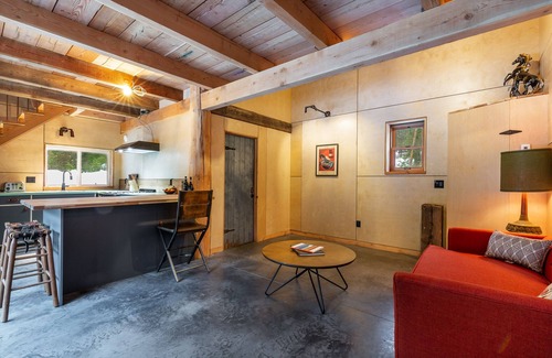 Rossland House | Custom Artisan Ski Cabin at the base of RED Mountain