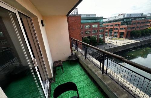 North Wall Apartment | CustomerHouse Dublin 1, Balcony View