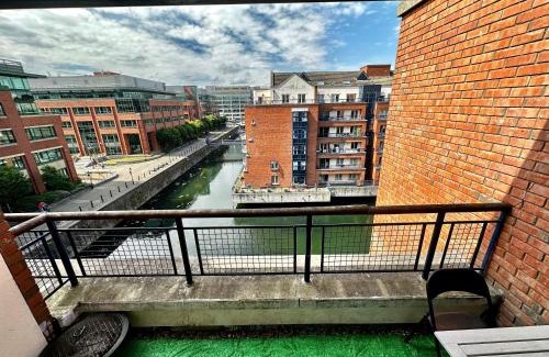 North Wall Apartment | CustomerHouse Dublin 1, Balcony View