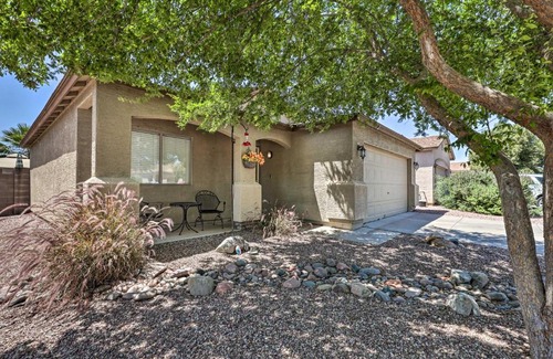 San Tan Valley House | Cute and Cozy AZ Getaway with Gazebo and Grill!