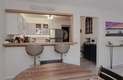 Birch Bay House | Cute, comfy, and clean cottage just steps to the beach and C Shop