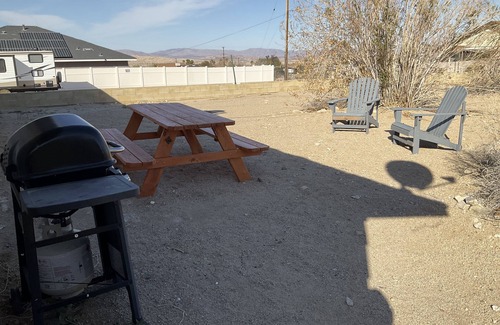 Twentynine Palms House | Cute desert home 5 minutes from Joshua Tree National Park