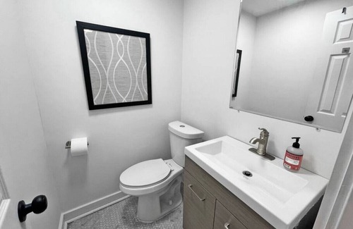 Over-the-Rhine Apartment | Cute Microapartment Walkable to Everything