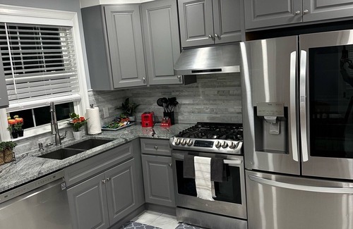 Manchester Apartment | Cute North End Retreat