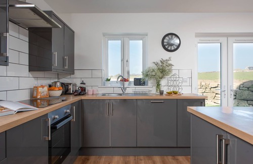 Saint Martin House | Cynibre - a house that sleeps 6 guests in 3 bedrooms