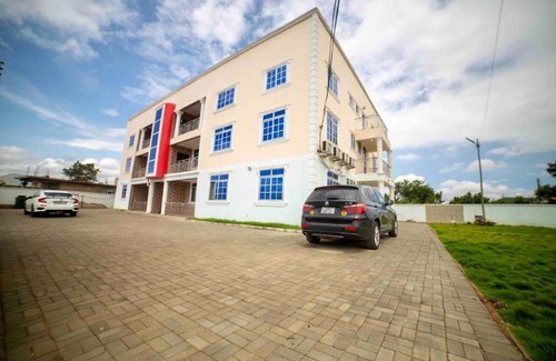 Accra Apartment | CZECH HOUSE , entire 3 bedroom, Amasaman - Accra