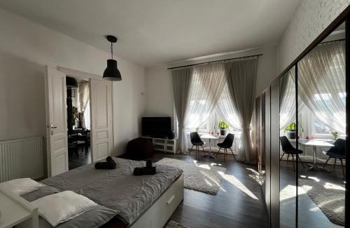 Miskolc Apartment | Czingu-LAK