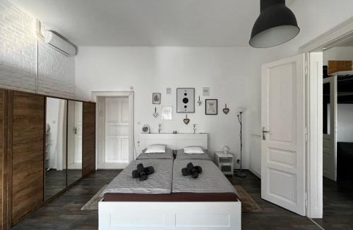 Miskolc Apartment | Czingu-LAK