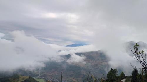 Quan Ba House | Dồn Dao Homestay