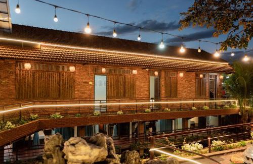 Kon Tum House | D Banlieue Homestay And Coffee