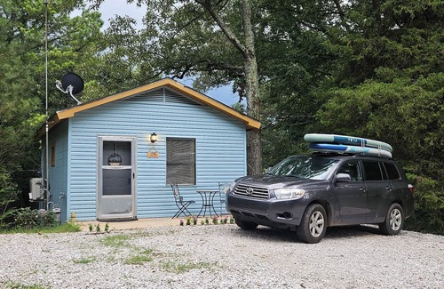 Rogersville Apartment | D'Fishermen Trail - Cool studio with AC in outdoorsy Rogersville