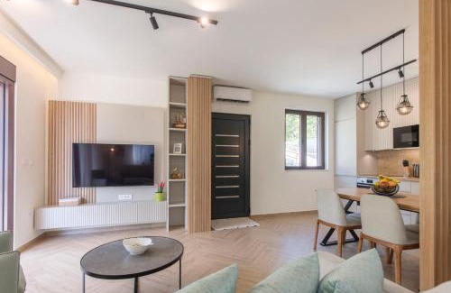 Risan Apartment | D Star - New Luxury Apartment with Big Balcony Bay View