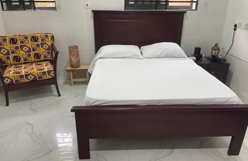 Aburi Hotel | Da Palm Inn Abrui