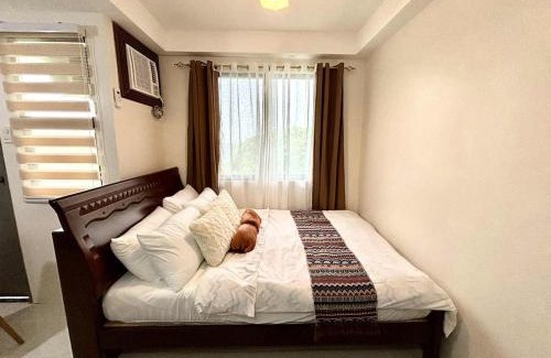 Balibago Apartment | Dainty Den LF508 - Comfy & Chic Home beside Enchanted Kingdom