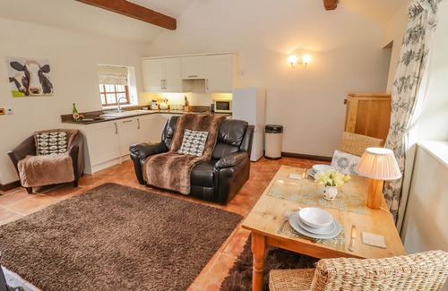 Pershore Cottage | DAIRY BARN, romantic, luxury holiday cottage in Pershore