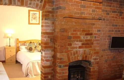 Kingston Apartment | Dairy Cottage Up - Kingston Country Courtyard