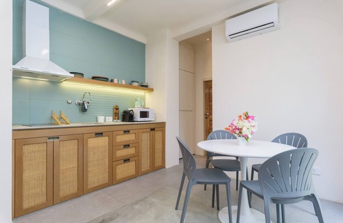 Gemmayzeh Apartment | Daisy 2BR Apartment In Gemmayze