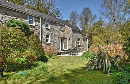 St Just Cabin | Daisy Cottage - rural idyll hidden in the Cot Valley, near Port Nanven Cove