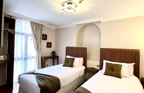 La Colon Hotel | Dakani Hotel Boutique