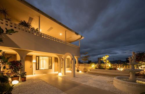 Dali Town Bed & Breakfast | DaLi牧云相框空间侘寂民宿