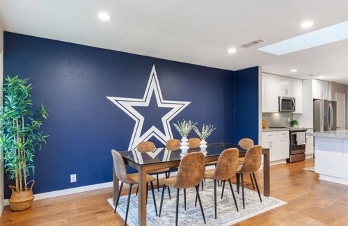 Northwest Dallas Apartment | Dallas Retreat: Modern Design