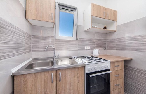 Brist Apartment | Dalmata Apartment - One Bedroom Apartment With Balcony (A3)