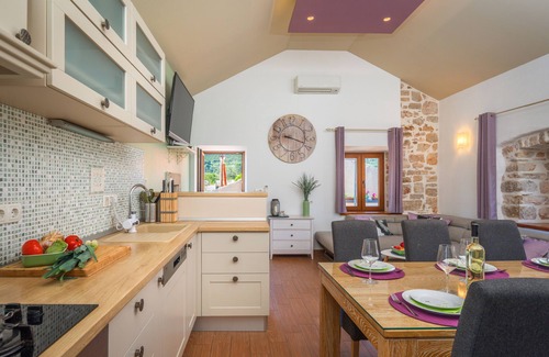 Island Hvar Condo | Dalmatian stone house Jelsa-Hvar A2