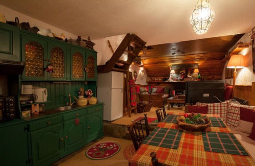 Eptalofos Ski Chalet | Dandy Villas Agoriani - Chalet Iris- Fireplace - Up to 6