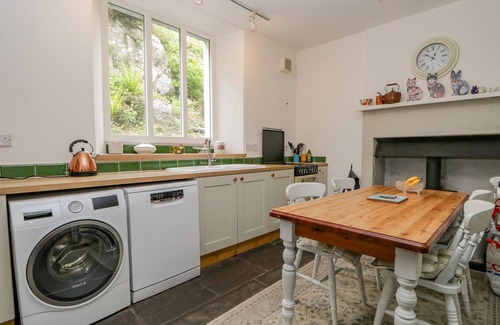 Low Newton House | DANES COURT, family friendly, with open fire in Grange-Over-Sands