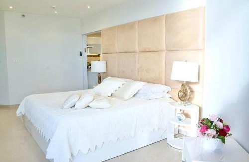 Herzliya Pituach Apartment | Daniel Hotel - Residence Seaside Luxury Flat