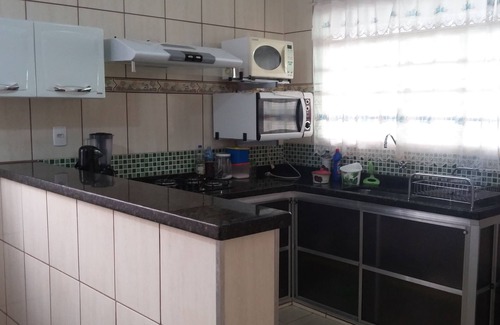 Olimpia House | DANIEL SEASON HOUSE- 3 minutes from the park, pool, air, Wi-Fi, billiards and TV.