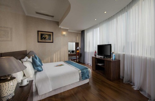 Cong Vi Hotel | Danly Hotel
