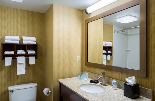 Danville Hotel | Danville Charm: Spacious Rooms with Easy Access to Route 80! Free Parking