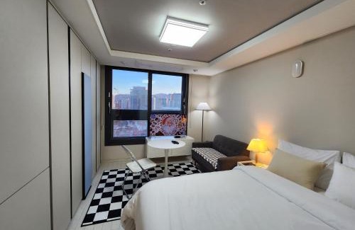 Seongnae-dong Apartment | Daon 동성로 스타비앤비 레지던스