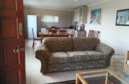 Chanteclair Apartment | Daphne's Place