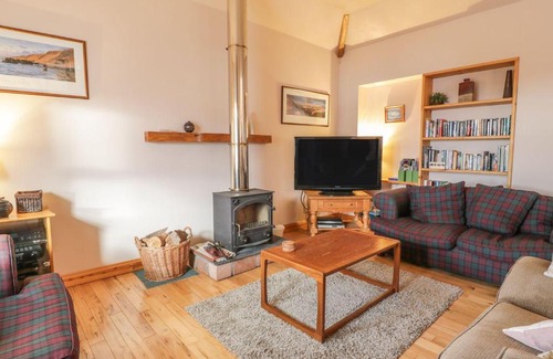 Mauchline House | Darnhay Cottage