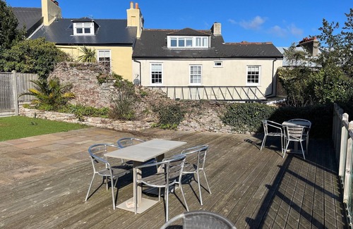 Dartmouth Apartment | Dartside 2 - Two Bedroom Apartment, Sleeps 4