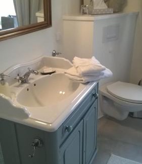 Iphofen Hotel | DAS KLEINE HOTEL IPHOFEN, Frühstückszauber, no waste, nachhaltig, nahe aller Weingüter, KNAUF GIPS KG und ConneKT, kleines Secret mit Garten & Terrassen, TV mirrorring, 55" TV, fine dining, Hunde willkommen