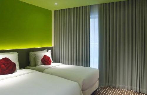 Tsim Sha Tsui Hotel | Dash Living on Prat