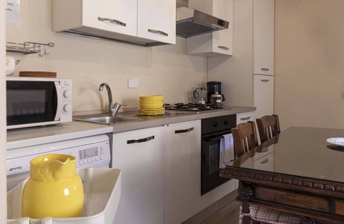 Sant' Ambrogio Apartment | David Apartments - Michelangelo