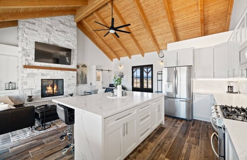 Leigh Creek Estates House | Daydream Home with Teton Views and Private Hot Tub