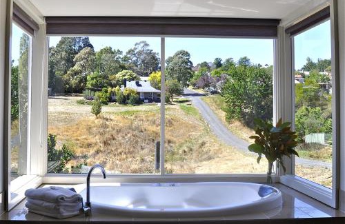 Daylesford Villa | Daylesford Spa Villa One