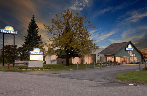 International Falls Hotel | Days Inn by Wyndham International Falls