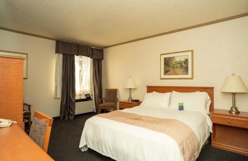 Drayton Valley Hotel | Days Inn by Wyndham Drayton Valley