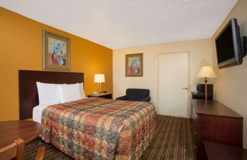 Chester Hotel | Days Inn by Wyndham Chester